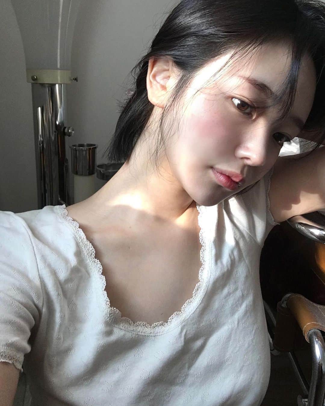 ソン・ファミンのインスタグラム：「마지막 좀 닮았나요」