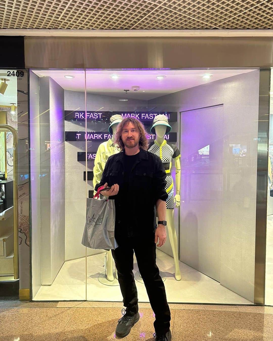 マークファストのインスタグラム：「Hong Kong Harbour City 🛍🛍🛍」