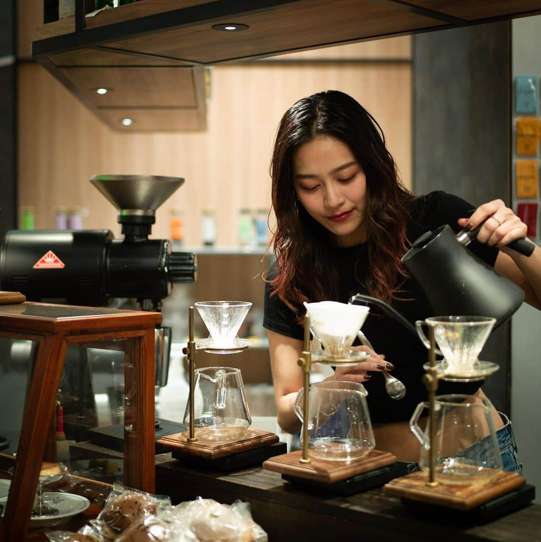 徳田祐里のインスタグラム：「☕️👼🏼🌞🫶🏻👩🏼‍🦱」