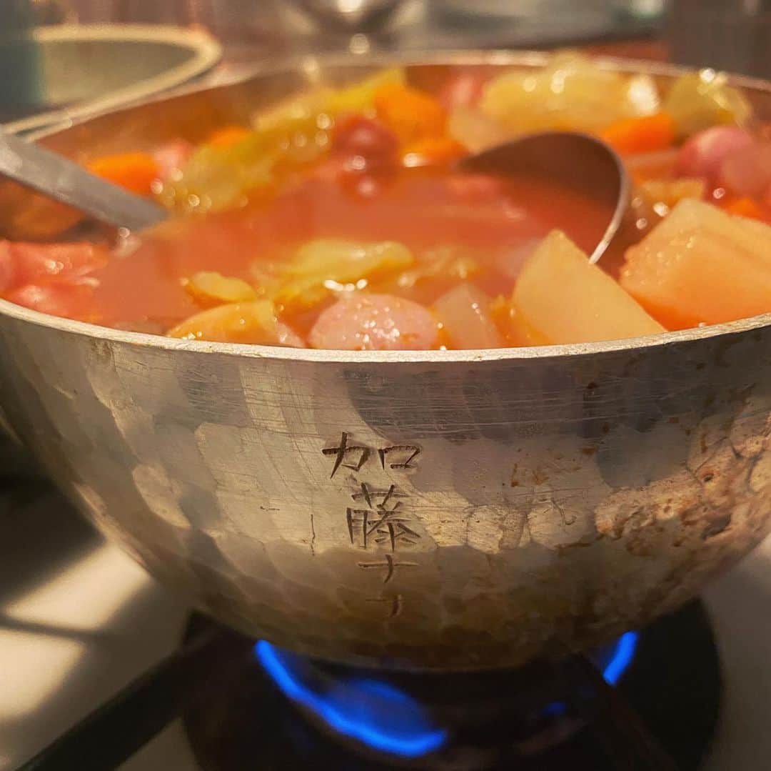 加藤ナナさんのインスタグラム写真 - (加藤ナナInstagram)「最近の　#かとうごはん　 まとめ🍚🎶 圧力鍋ブーム到来🫶」4月17日 20時45分 - katouchan