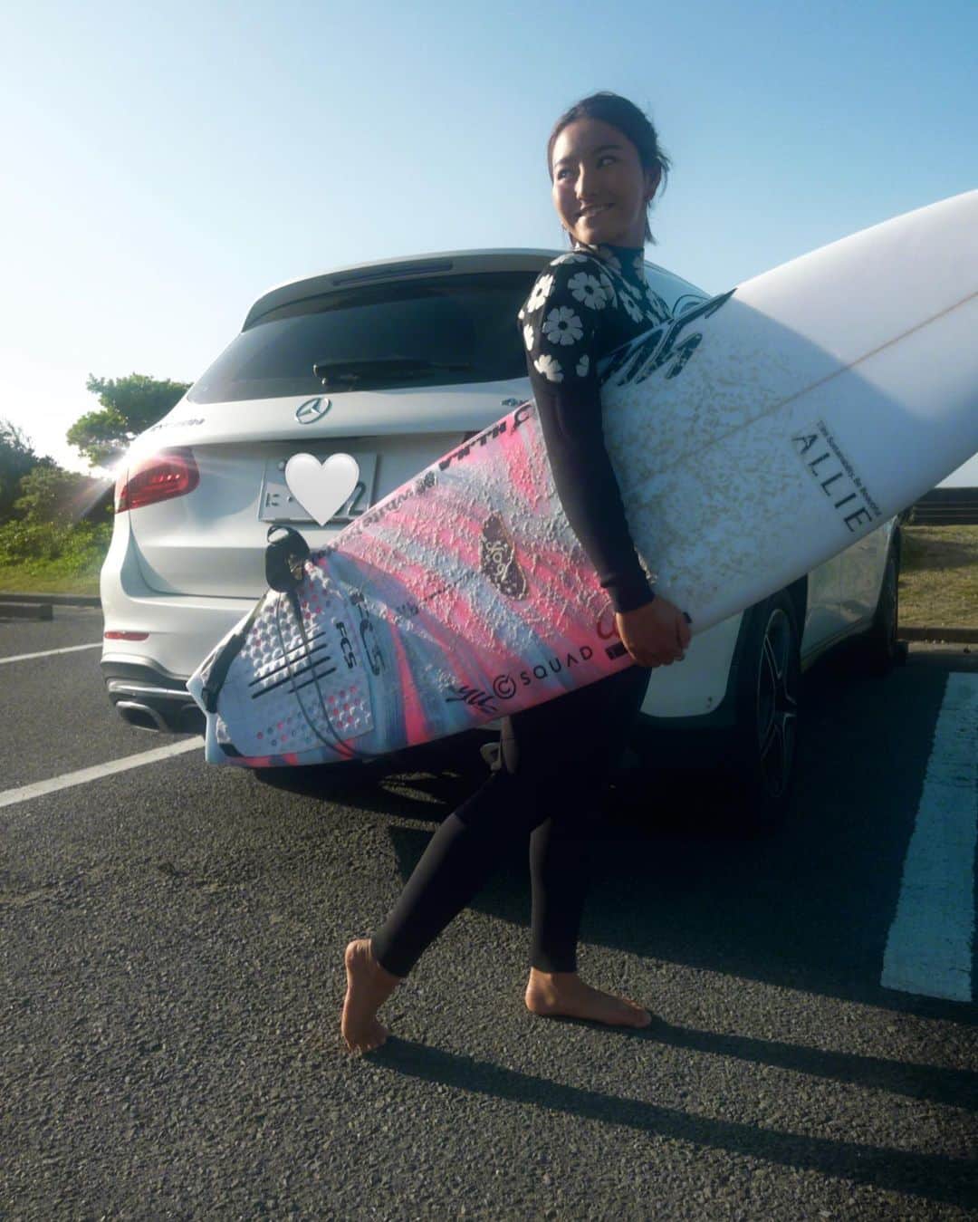 松田詩野さんのインスタグラム写真 - (松田詩野Instagram)「Morning surf;)🌞   #beachvibes #surflife  #surfing #surf #ocean  #beachlife #waves  #surfer #nike #airmax」4月17日 20時45分 - shinomatsuda