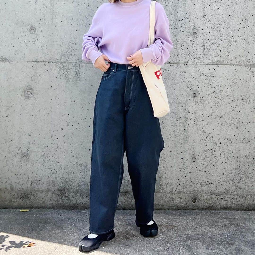 ryokoのインスタグラム：「▪︎  👚👖➰  .  tee #yonetomi  bottoms #tsuzuli shoes #nike」