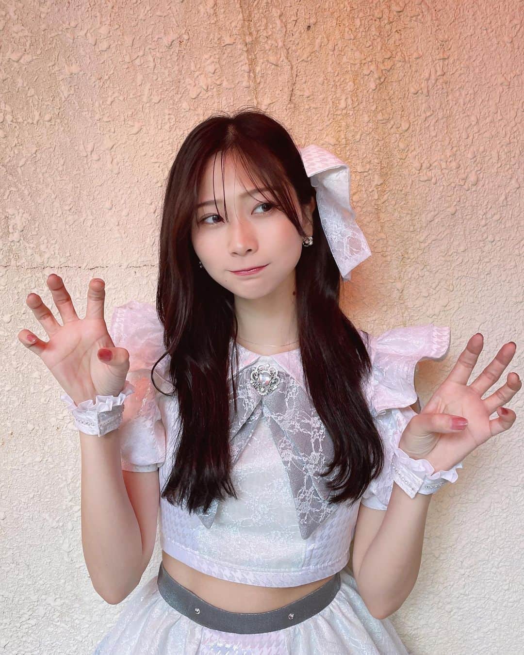 塩野響子のインスタグラム：「⠀どれがすきー？？？コメントで教えて🫶」