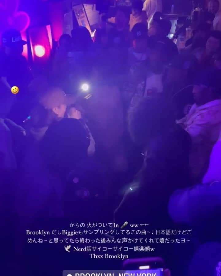 のインスタグラム：「i heard it was Open Mic Night. so … why not lol  とある日偶然遊びいったとこ Open Micって聞いたから2週で火がつく負けずキライ😇w ←   Big s/o to  @dainphamusamadeuz @mrzgetatem @naotoabe_ncas  @thepunchlineacademy  and @jerkrtl ← the best jerk chicken ive ever ate!!!(nah lie)」