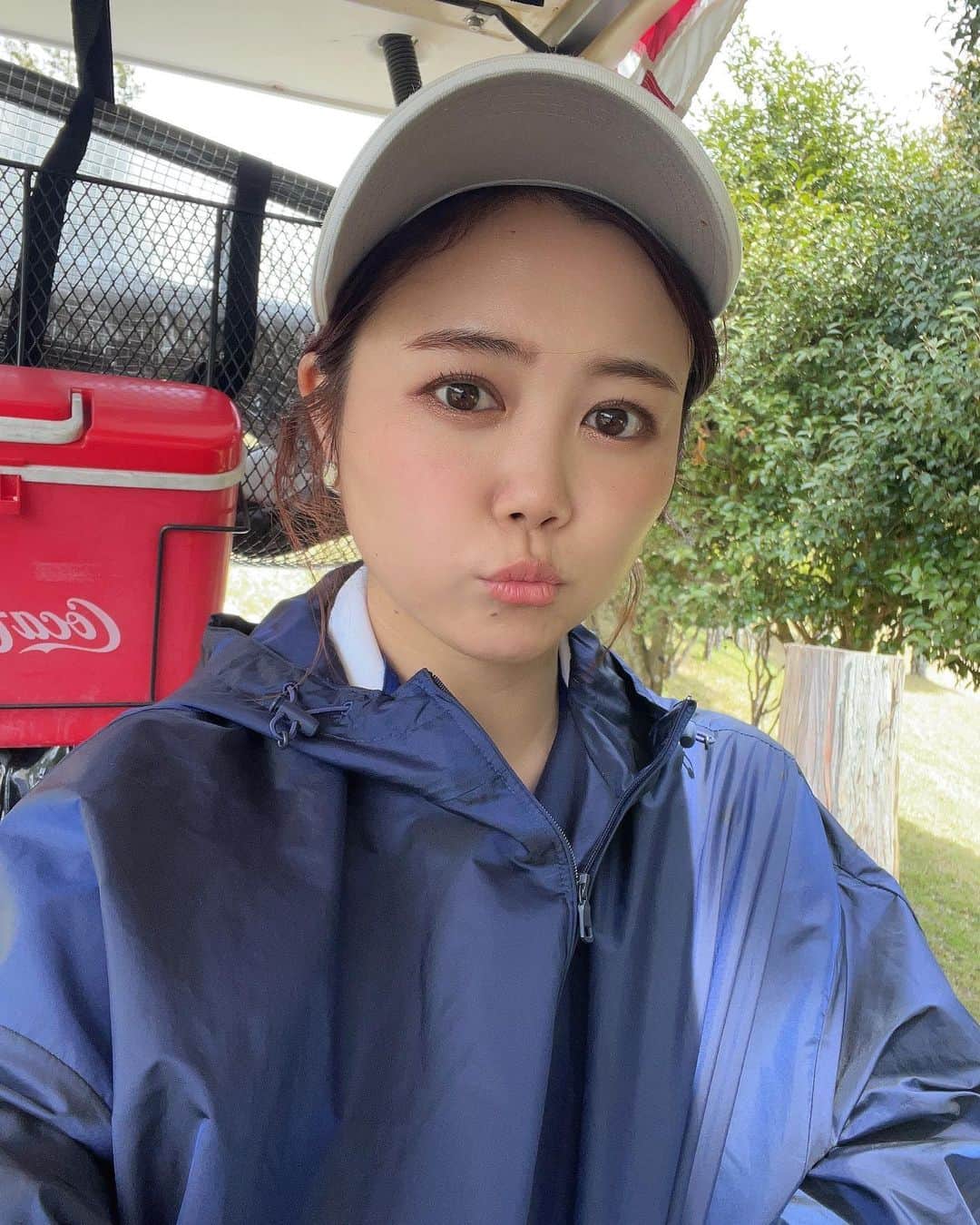 森詩織さんのインスタグラム写真 - (森詩織Instagram)「久しぶりのゴルフ⛳️ スコアは安定に聞かないで〜🙌笑  14ホール目くらいから調子出てきて「明らかに練習不足だね」って言われました🤣  練習しよーっと！(いつも思ってやらない)  #golf #ゴルフ #ゴルフ女子 #静岡 #三島」4月17日 21時18分 - mori_shiori