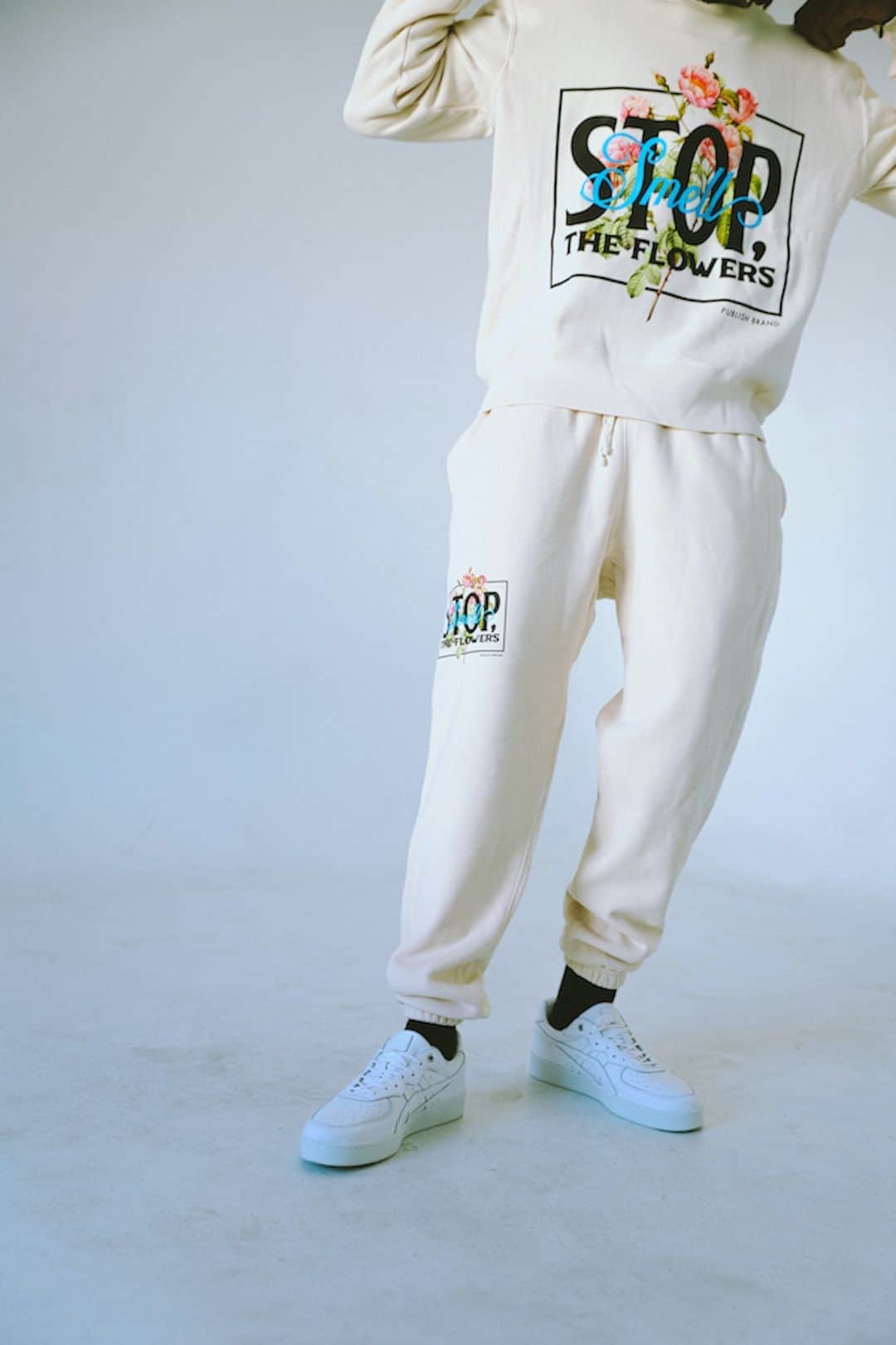 パブリッシュブランドのインスタグラム：「To do this month: Stop and Smell the Flowers.  Add this organic cotton sweatsuit set to your Spring wardrobe TODAY using the link in bio.  Available in Black and Bone.  . . . #publishbrand #todayfortomorrow #publishers #sweatsuit #sweatsuits #urbanclothing #urbangear #newclothing #sweatsuitseason #dopegear #urbanapparel #menshoodie #streetwearaddicted #menssweatsuitset #menscoord #menssweatshirt #menssweatpants #springstyleformen #springcollection #mensinspiration」