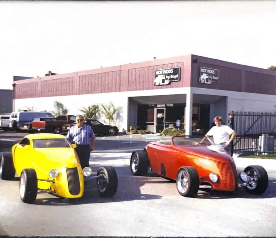 ウエストコーストチョッパーズさんのインスタグラム写真 - (ウエストコーストチョッパーズInstagram)「The Hot Rod world lost a good man yesterday.  Dick Brogdon was the shop manager of Hot Rods by Boyd all through the 1980’s & 1990’s. He was the very last manager I worked for. He was also one of the original LA Roadsters, and raced a front engine Top Fuel dragster in the 50’s & 60’s. Legend!  That shop was an amazing place with an amazing crew, and he was at the helm. We had so many good times, he would make me laugh every day. With the daily humor He still ran a tight ship, and didn’t put up with any BS, especially from @chipfooseofficial .  His wife Melba (who’s an Angel and the real boss) ran the office with Boyd’s wife Diane. They controlled the money and Dick controlled the builds. I learned so much from Dick, then and especially now. How to run a shop and how to always get the best out of everyone and how to keep everything moving forward.  It’s funny I can still hear his voice. One day I was in the back of the shop welding something and Dick walked up and said “OOOhhhh you’re a Tig Welder” The tone of his voice was half kidding and half he was going to use me to weld stuff.    Dick had a full fender ‘32 roadster with 15” Boyd-Halibrands. I would always tell him: “When you going to take the fenders off that old man car and make it a real hot rod?” Now all I want is a Brogdon/LA Roadster/Boyd style ‘32. Funny how styles and tastes change and adapt over time…    Dick and I remained close over the last 30 years. Talking often about life and new projects. I even got my little Burgundy OBS Boyd truck from him. Maybe I should get in back from @iannottibros …  My heart goes out to Melba and his son Rod and the rest of the Brogdon family. He will sure be missed..  #jessejames」4月17日 23時56分 - popeofwelding