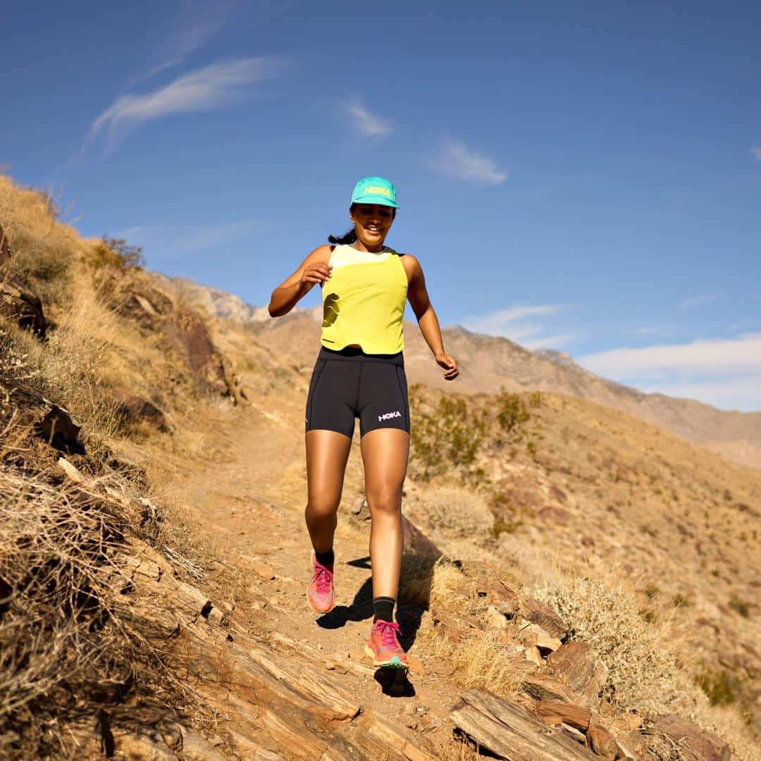 ホカオネオネさんのインスタグラム写真 - (ホカオネオネInstagram)「A Treat for Trail Runners 🏞️  The Tecton X 2 is here with a completely re-engineered, breathable upper, propulsive carbon plates, and next level grip. Tackle your next trail run or race with speed, precision, efficiency, and the confidence to reach new peaks.  Treat yourself at the 🔗 in our bio.   #HOKA #TectonX2 #productlaunch #trailrunning #FlyHumanFly」4月18日 0時00分 - hoka