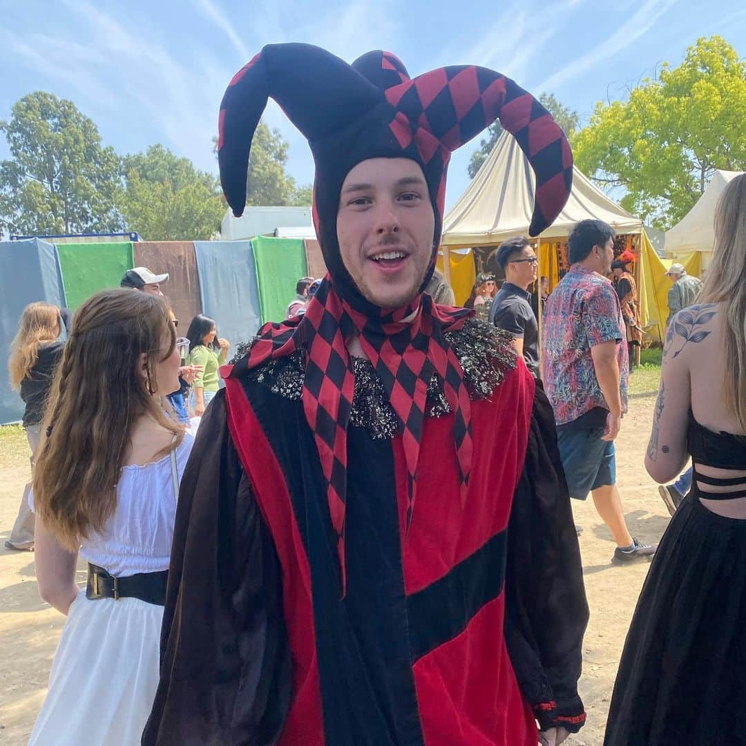 Nolan Gouldのインスタグラム：「You’re “finding yourself” at Coachella. I am visibly drunk at the Renaissance Fair. We are not the same.」