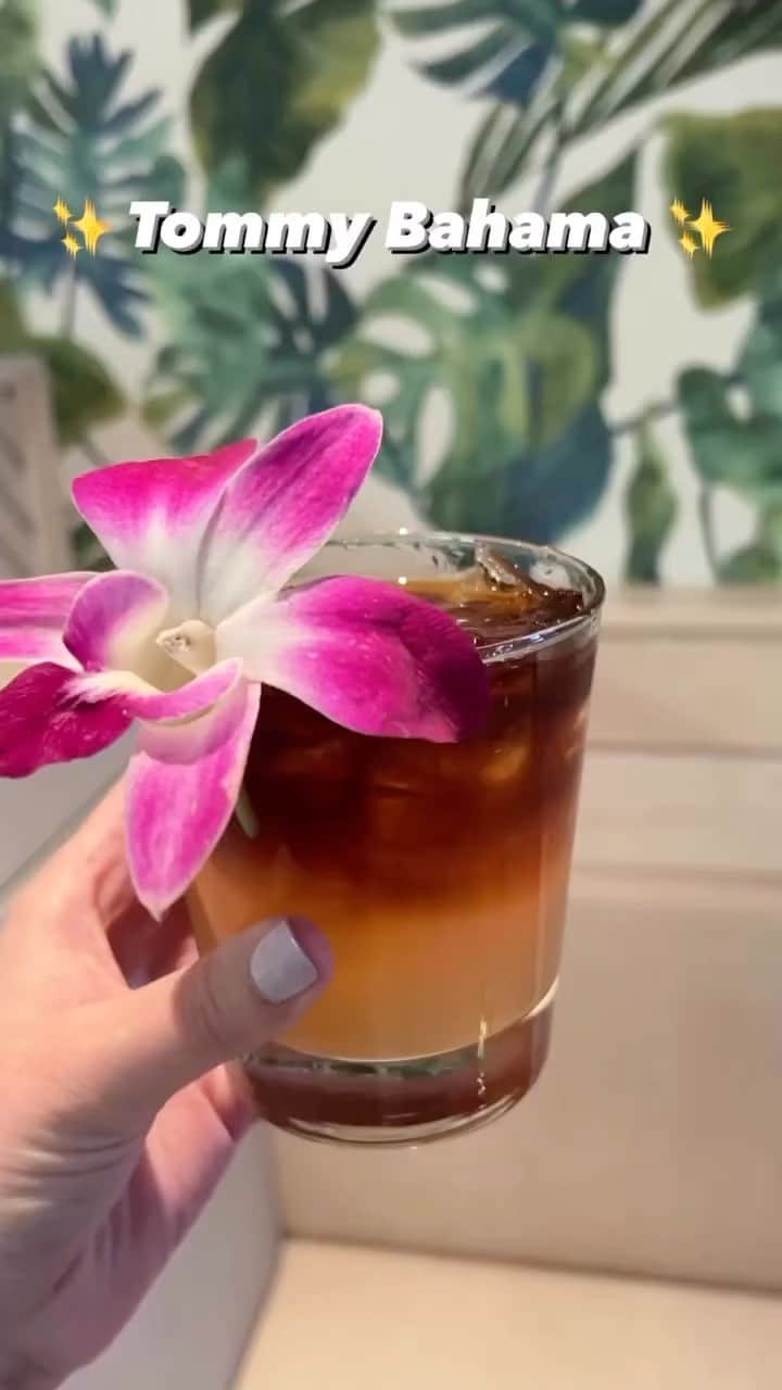のインスタグラム：「The flavors of paradise, beautifully captured by @rubys_foodies at our Legacy West location in Plano, TX. Come in anytime for a taste!」