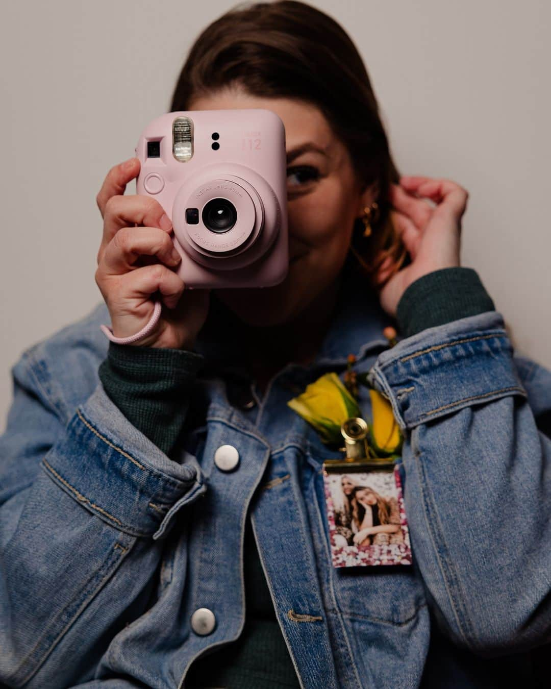 Fujifilm Instax North Americaのインスタグラム：「A bubbly camera to match your equally bubbly personality 🌷💗⁠ .⁠ .⁠ .⁠ #DontJustTakeGive⁠ #InstaxMini12⁠ #FillYourWorldWithJoy⁠ #SpringVibes」