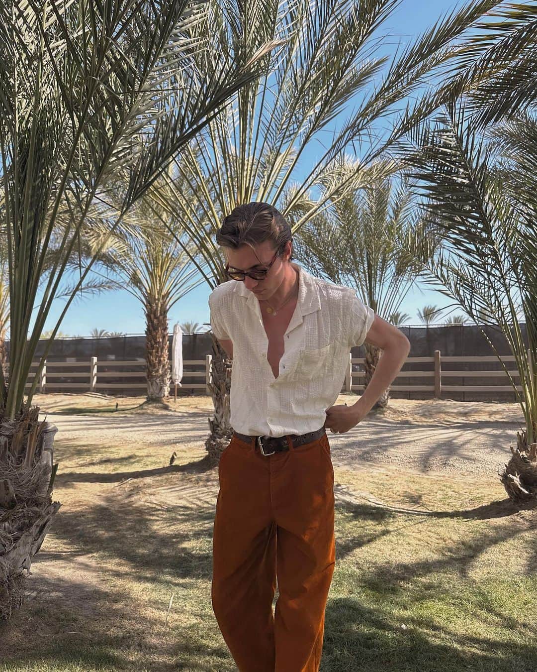 ラッキー・ブルー・スミスのインスタグラム：「@revolve @revolveman #revolvefestival」