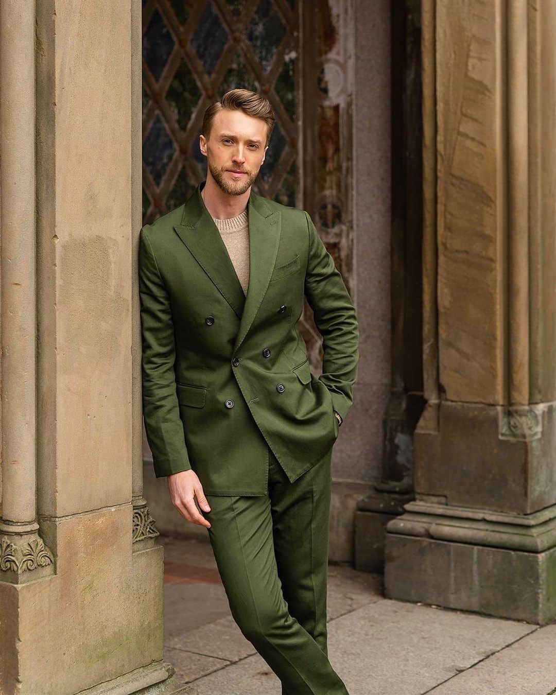 Banana Republic のインスタグラム：「@benbrewster takes our impeccably tailored Onda Suit for a stroll — and layers in the Heritage Suede Trucker for a more relaxed take after hours. #TheBRLook」