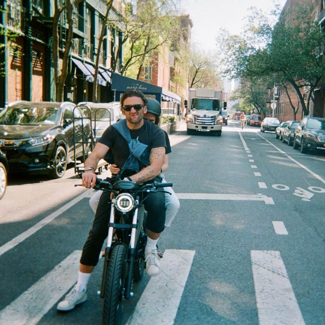 ケイシー・ネイスタットさんのインスタグラム写真 - (ケイシー・ネイスタットInstagram)「NYC shit」4月18日 3時07分 - caseyneistat