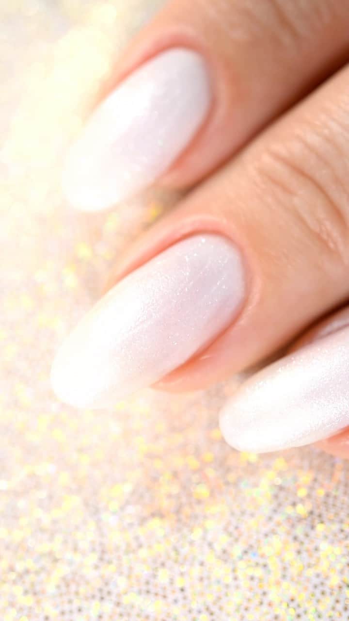 Sveta Sandersのインスタグラム：「Bow Polish “Used to Know” от @bowpolish 🆕🆕🆕」
