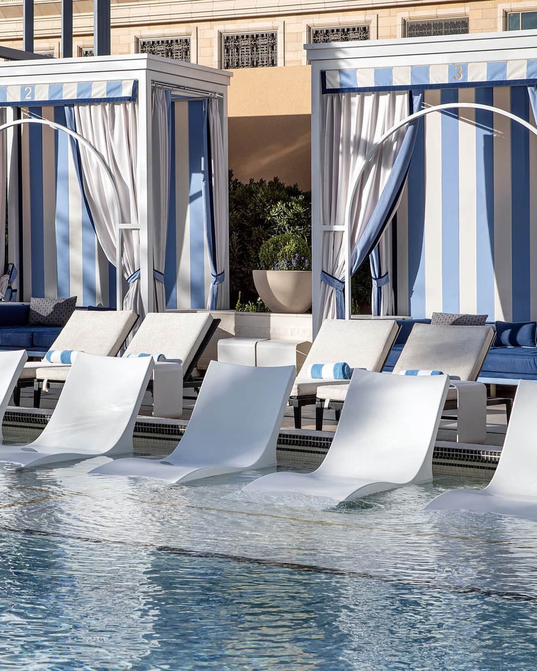 The Venetian Las Vegasさんのインスタグラム写真 - (The Venetian Las VegasInstagram)「Are you ready for a #spring pool day? 😎」4月18日 4時00分 - venetianvegas