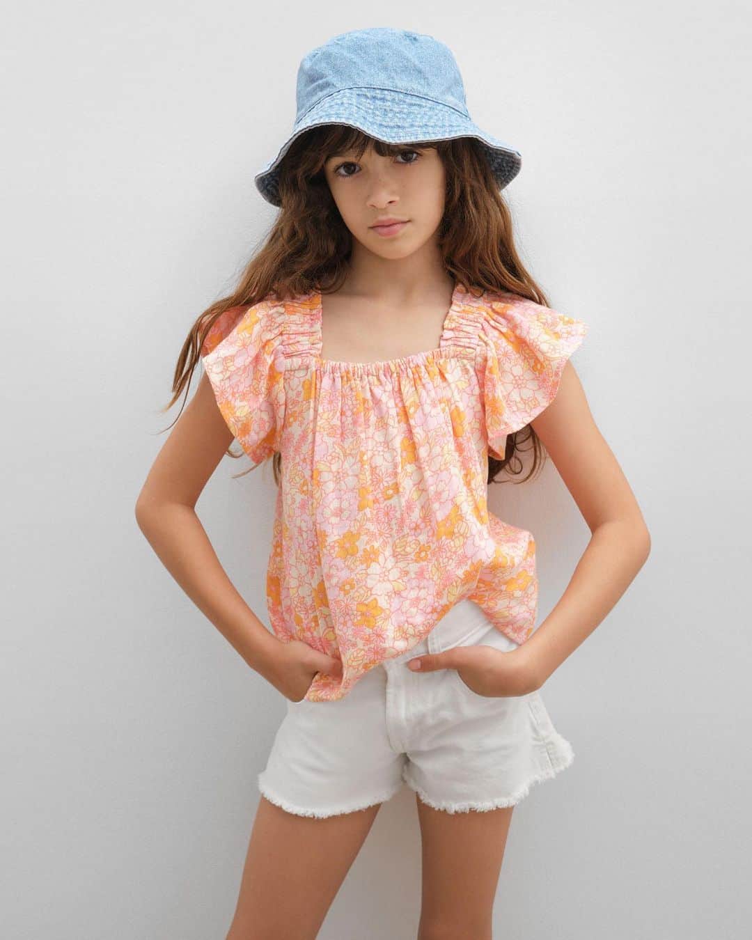 GapKidsさんのインスタグラム写真 - (GapKidsInstagram)「Fluttery, floral, and for sure selling out — these tops are IT.」4月18日 4時47分 - gapkids