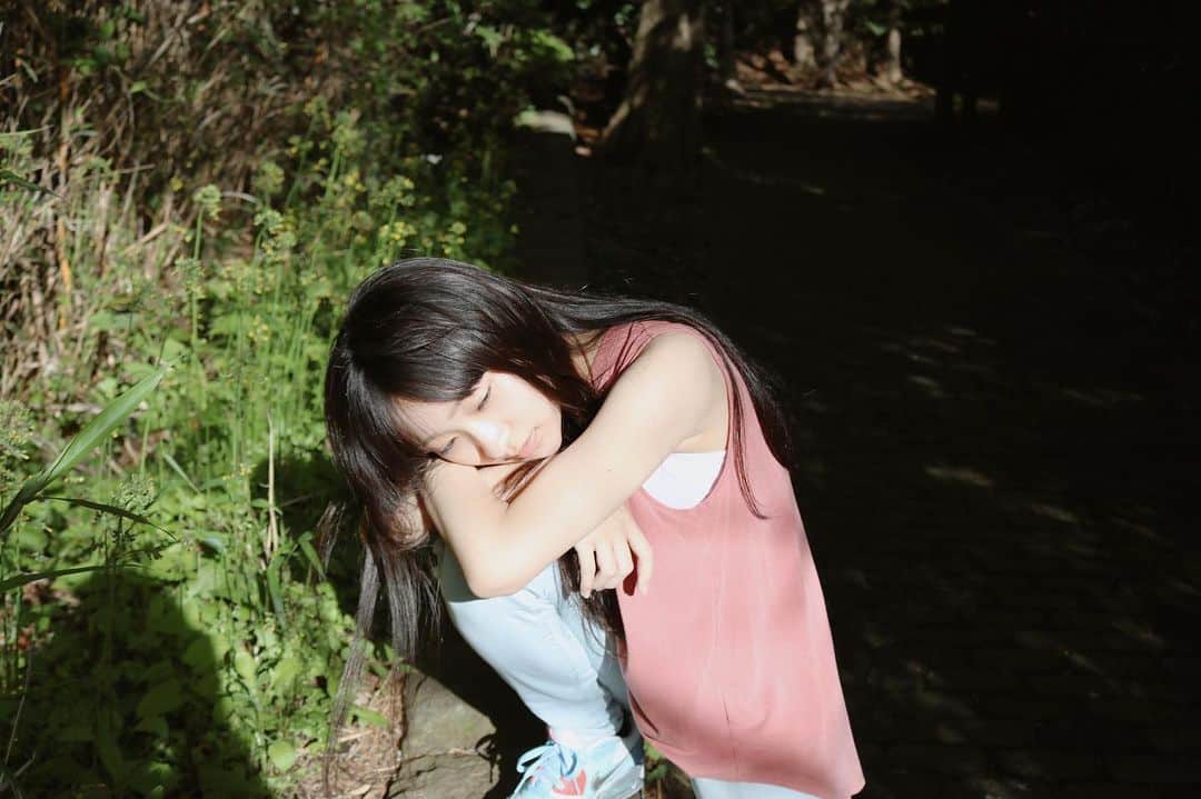 前野えまさんのインスタグラム写真 - (前野えまInstagram)「朝の風景 ・ ・ #朝の風景  #おはよう   #goodmorning  #morningscenes  #naturephotography  #girlportrait #actress #actor #girl #photography #portrait #japanesegirl #portraitphotography #daily_phot_jpn #japan_daytime_view」4月18日 6時50分 - maeno_ema