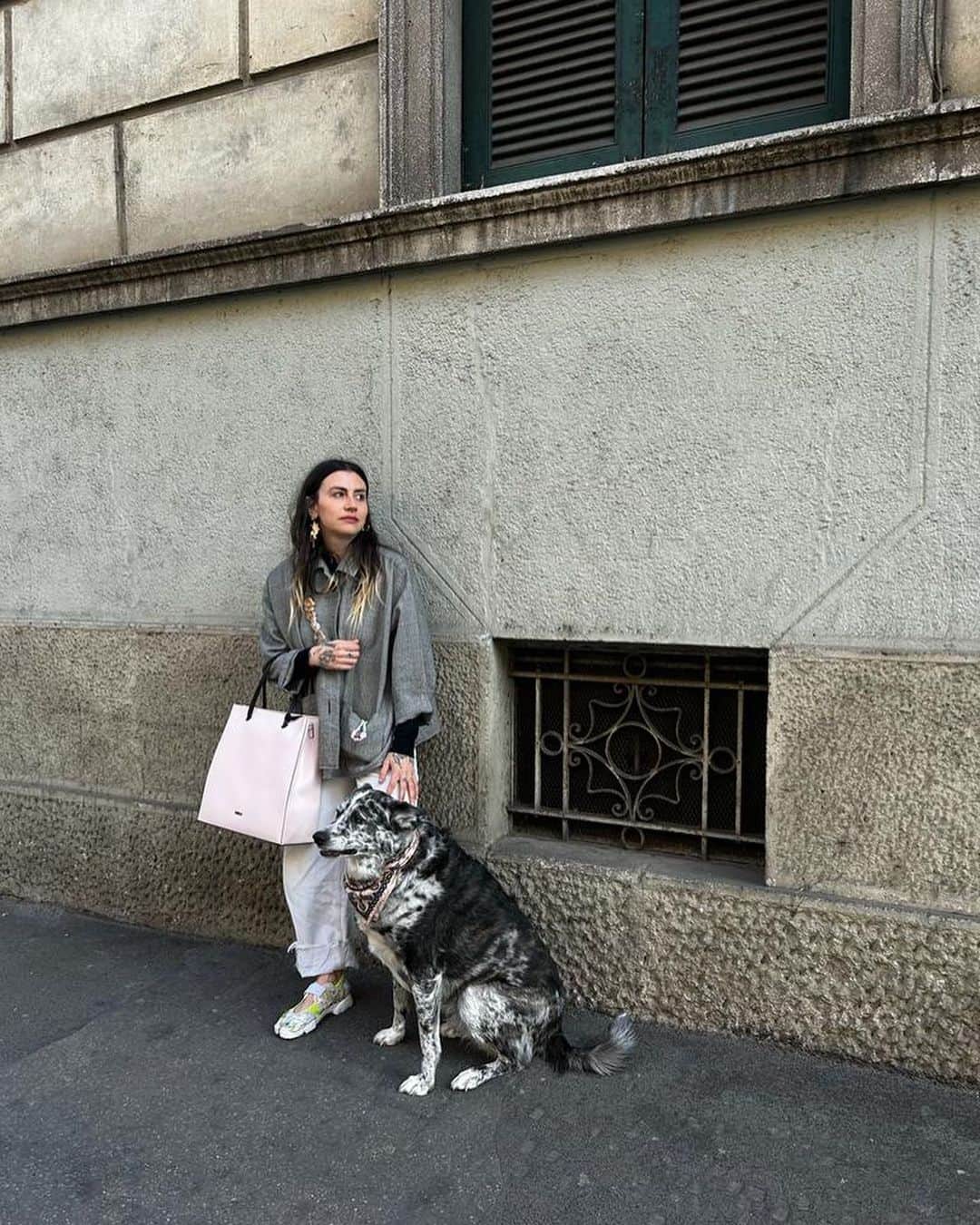 コリアックのインスタグラム：「Mia prima volta #giftedby e  un po’ di metà aprile 🏊🏽‍♂️ shopping by @rebelleftc」