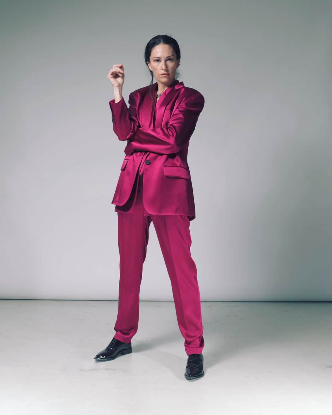 バルバラ ビュイのインスタグラム：「PORTFOLIO 03 - PORTRAIT DE MARION MOTIN⁣ ⁣⁣ Barbara Bui unveils her third portfolio to celebrate people that share the same proximity of language and beliefs.⁣⁣⁣⁣ ⁣⁣⁣ « Fabrics and clothes are the visible part of these attitudes, this incarnation. It tells something different. It brings the story to a totally different place, it brings the story further. »⁣ - @marionmotin⁣ ⁣ « All these women and men inspire me when I make my collections and it's "them" that I think of the moment I imagine my clothes. I want to dress them, I am having fun dressing them. »⁣ - Barbara⁣⁣⁣ ⁣⁣⁣ Photo - @gillesmariezimmermann⁣⁣⁣⁣ Hair & Makeup - @agnes.obis⁣ ⁣ #marionmotin #dancer #choreographer  #portfolio #BBuiWomen #inspiringwoman #talentedwoman #barbarabuiportfolio #friendsofthehouse」