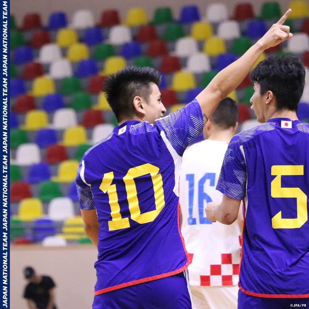 日本サッカー協会さんのインスタグラム写真 - (日本サッカー協会Instagram)「. 🔹#フットサル日本代表🔹 【2023.4.17 Match Report✍️】  モロッコで行われている4か国対抗親善試合、最終戦でクロアチア代表と対戦。  #逸見勝利ラファエル 選手の先制点を守り切り、1-0で勝利✨ モロッコ遠征の第3戦で初勝利を掴みました💪  詳しいレポートはプロフィールのJFA公式サイト『JFA.jp』から✍️  #夢への勇気を #jfa #daihyo #フットサル #futsal #⚽️」4月18日 17時41分 - japanfootballassociation
