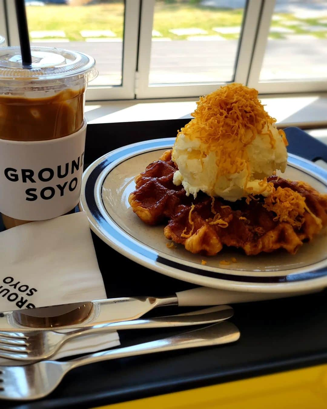 田辺岬さんのインスタグラム写真 - (田辺岬Instagram)「☕ . 全州でも色々なカフェに行ってます🥰 クロッフルにはまってる✌️ . #全州#韓国在住#韓国生活」4月18日 9時48分 - t.misaki815