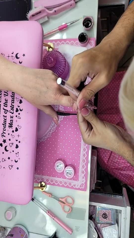 Max Estradaのインスタグラム：「Enailcouture.com 30% off promo code: spring30Enailcouture.com new diamond flash gels reflective diamond glitter gels from magic syrup  The moment so many have been waiting for is finally here! Enailcouture.com 123go maximum square is the longest flat boxy square pre made full coverage gel nail in the game. We also dropped xs sculpture square and magical ice hologram stickers☆Enailcouture.com 123go 5XL Coffin nails are the longest full coverage pre made gel nails in the world. They are EVERYTHING, made in America.Enailcouture.com new product drop ♡!~ 123go diy gel and our new charm nail stickers 😍Enailcouture.com made in American ♡!~Enailcouture.com 123go pre made gel nails are the game changer !~ perfect nails every time with no smells or dust!~ long lasting and easy removal , made in America! Enailcouture.com  #ネイル #nailpolish #nailswag #nailaddict #nailfashion #nailartheaven #nails2inspire #nailsofinstagram #instanails #naillife #nailporn #gelnails #gelpolish #stilettonails #nailaddict #nail #💅🏻 #nailtech#nailsonfleek #nailartwow #네일아트 #nails #nailart #notd #makeup #젤네일  #glamnails #nailcolor  #nailsalon #nailsdid #nailsoftheday Enailcouture.com」