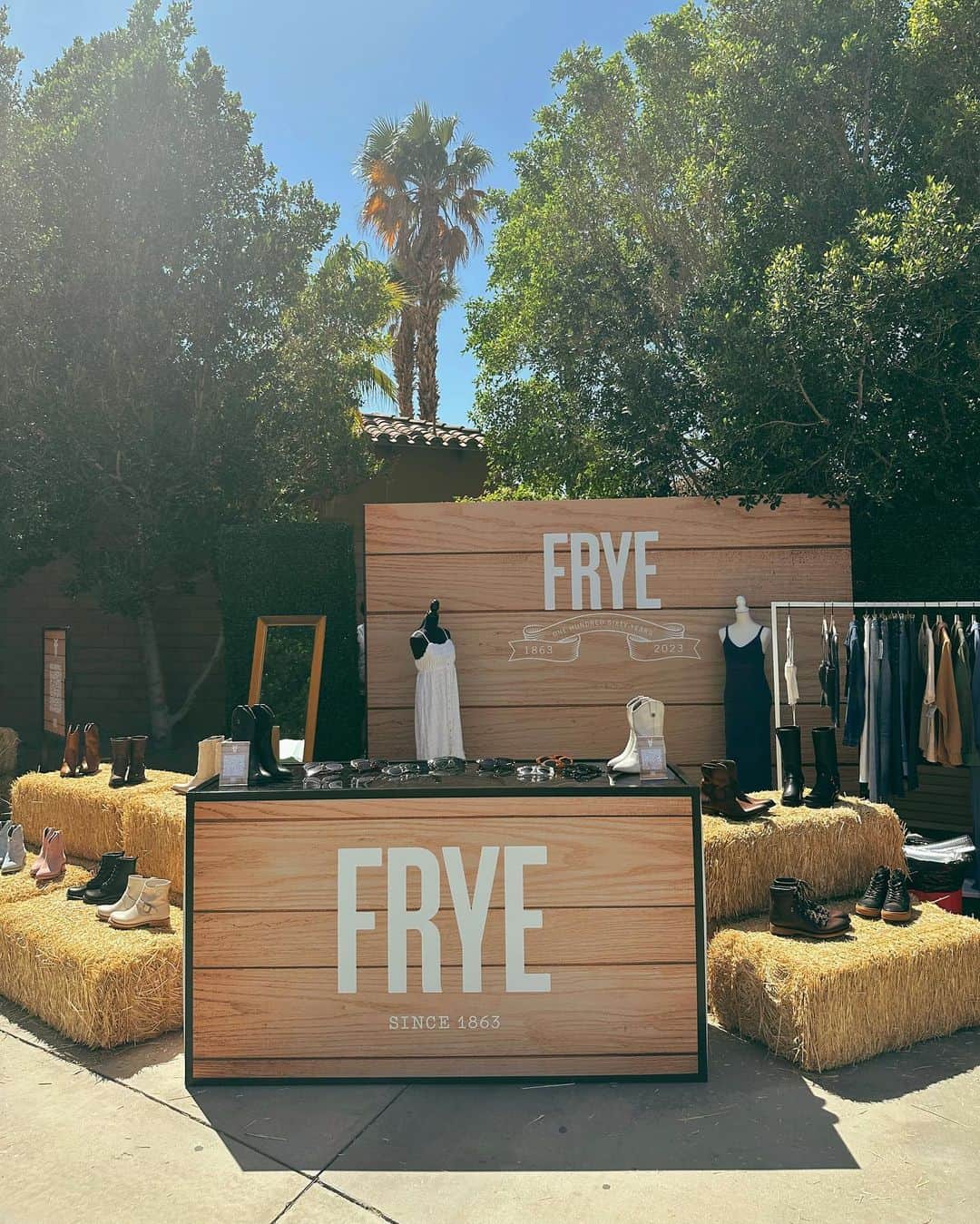 フライのインスタグラム：「Festival Weekend 1 success 💛 Check out our Trading Post highlighting our favorite styles from the season in celebration of our 160 year anniversary!」