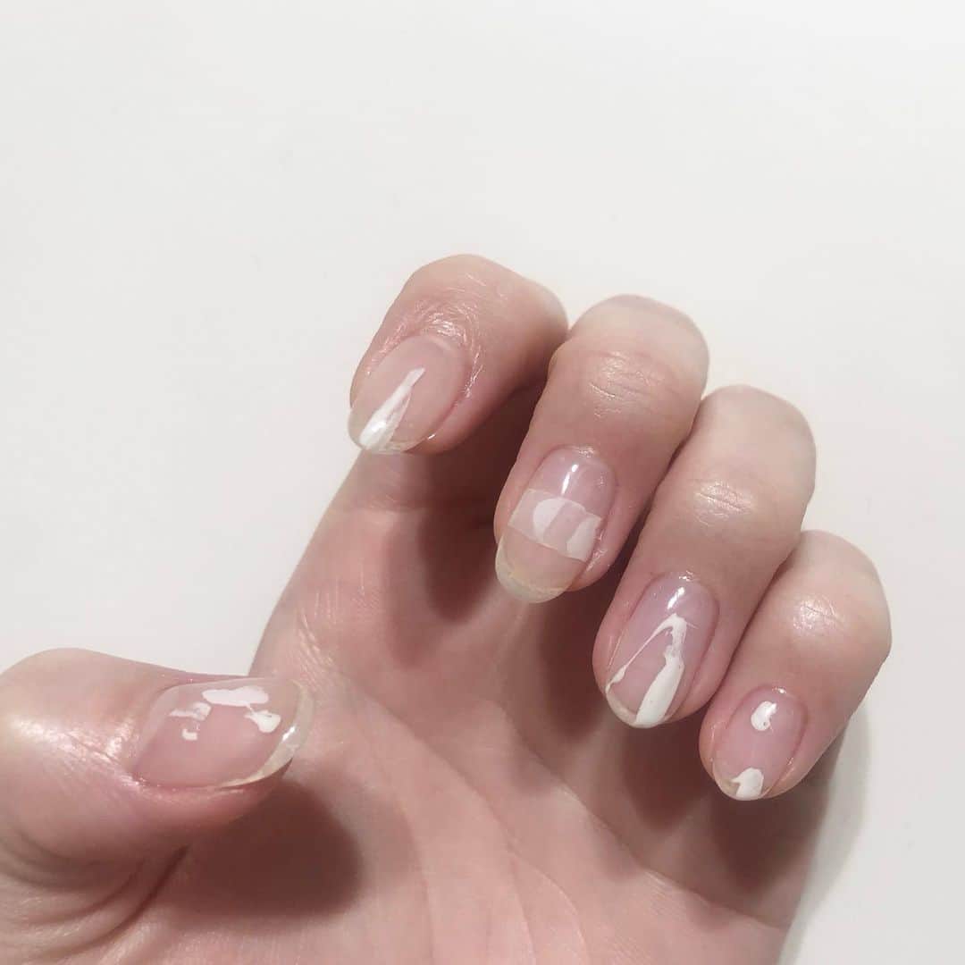関根祥子さんのインスタグラム写真 - (関根祥子Instagram)「🤍🐚✴︎🦷●  #mojonail #nails #nail #Whitenails」4月18日 10時44分 - mojonail_shokosekine