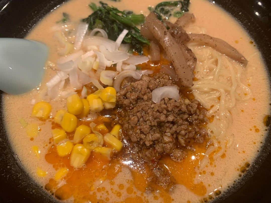 木曽大介のインスタグラム：「お茶の水の老舗の坦々麺」