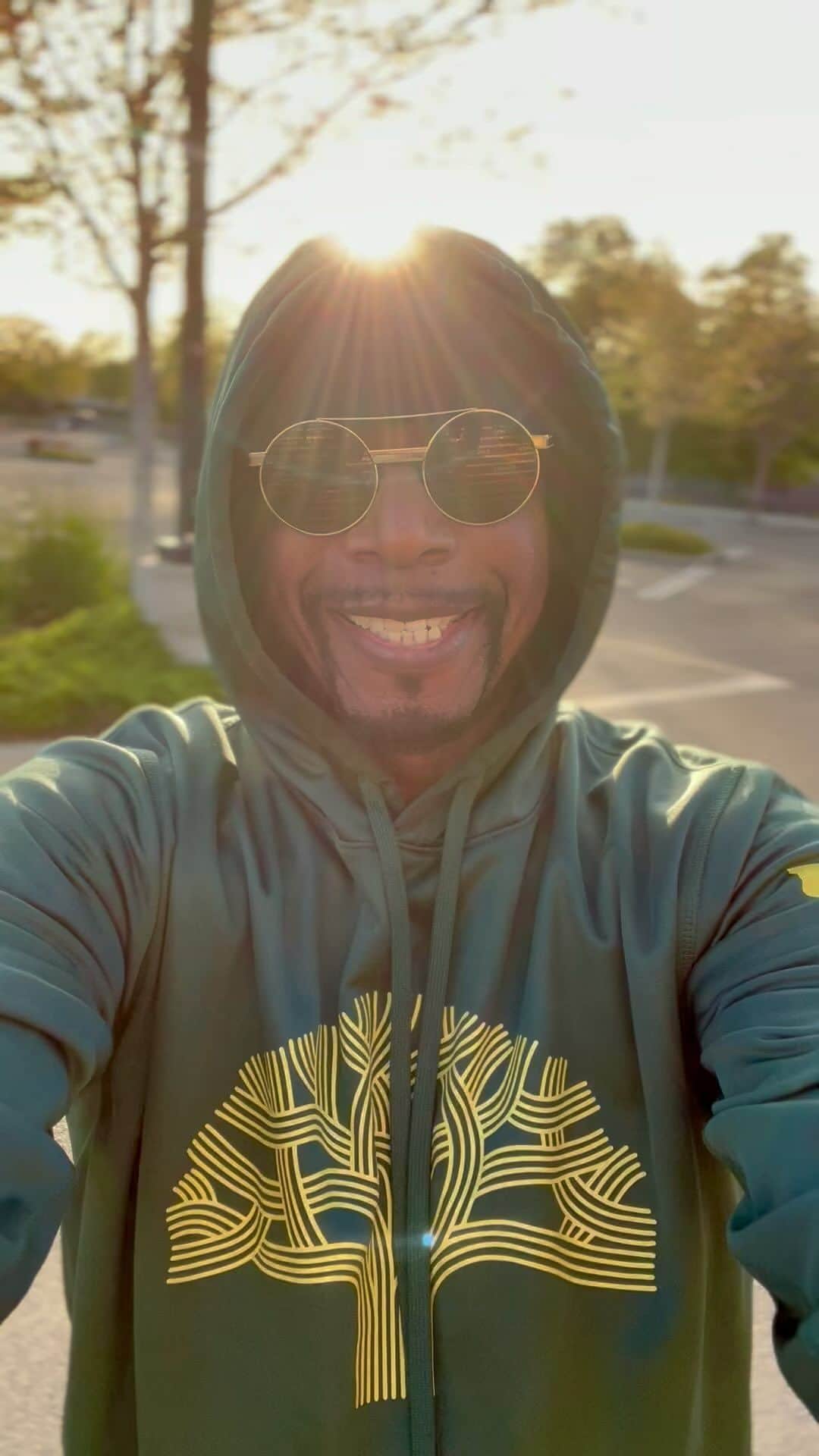 MCハマーのインスタグラム：「#Dubnation 💯💯💯」