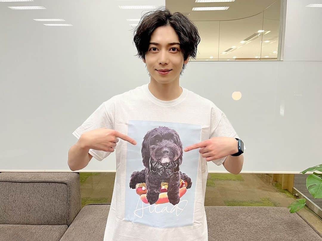 染谷俊之さんのインスタグラム写真 - (染谷俊之Instagram)「現在販売中の染谷俊之×KINGLYMASKコラボアイテム☆ 5月1日(月)23時59分までで販売終了となります✨ まだの方はぜひチェックしてみてください😊  #染谷俊之」4月18日 12時10分 - someya_toshiyuki