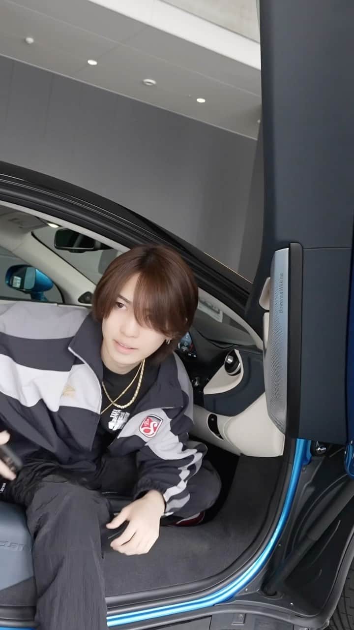 岩橋玄樹のインスタグラム：「Headed to the studio!   @mclarenautojapan #McLaren #GT」