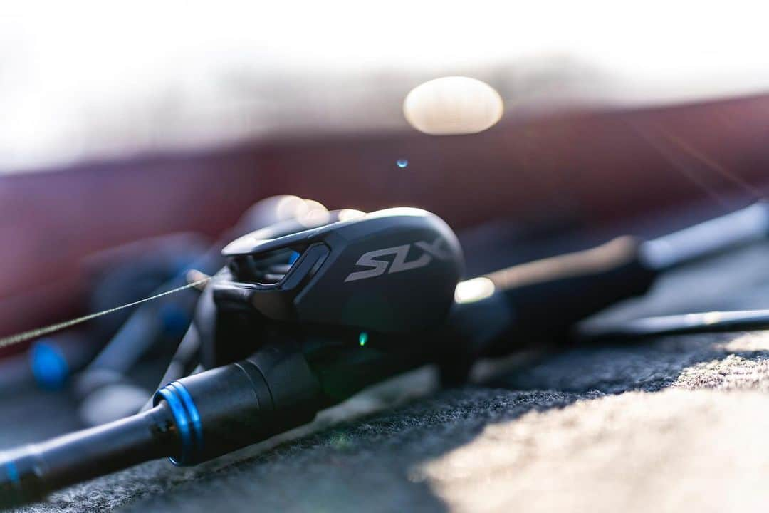 シマノ｜Fishingのインスタグラム：「Shimano packed SLX angling systems with top-tier technology designed to increase accuracy and optimize efficiency on the water.  #FishShimano #SLX #SLXA #ShimanoSLX #BassFishing #BassBoat #LargemouthBass #Bass」