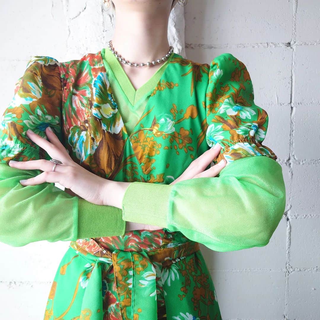 吉祥寺 古着屋 Orfeoさんのインスタグラム写真 - (吉祥寺 古着屋 OrfeoInstagram)「. ●1960~70's Vintage Pattern Dresses  #orfeo #kichijoji #tokyo #vintage #used #fashion #coordinate #outfit #オルフェオ #吉祥寺 #東京 #古着 #古着屋 #ヴィンテージ #レディース古着 #吉祥寺古着屋 #コーディネート . . . お問い合わせはインスタグラムのプロフィール掲載のメールアドレスにお願いいたします。コメント、DMでのお問い合わせは受け付けておりませんのでご了承ください。 店頭に出ていないONLINE SHOPの商品もご購入頂けます。気になる商品がございましたら店頭スタッフにお気軽にお声掛けください。」4月18日 12時41分 - orfeokichijoji