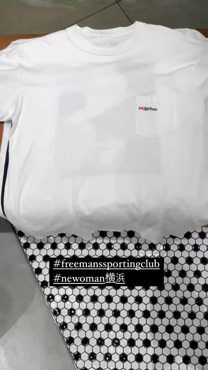 フリーマンズスポーティングクラブのインスタグラム：「FREEMANS SPORTING CLUB NEWoMan横浜ではトップスを中心としたVINTAGE FAIR を開催中です。  企業モノその他載せきれておりません。  気軽にお問合せ、DMお待ちしております。 是非店頭にて。」