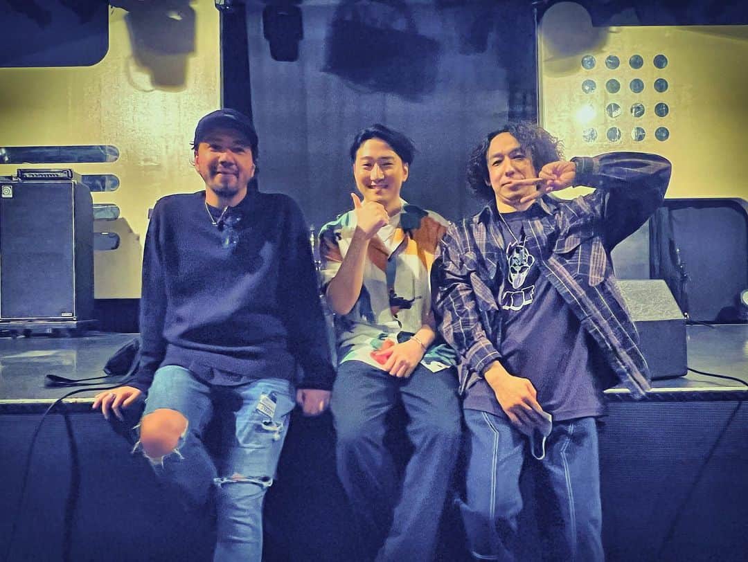 村上佳佑さんのインスタグラム写真 - (村上佳佑Instagram)「🎨🎨🎨  渋谷duo Cinema Mercury参加してくれたみなさんありがとうございました！👏🏻  #SUPERNOVA #duomusicexchange  #cinemamercury #browneyedsoul  #murakamikeisuke」4月18日 15時52分 - keisukemurakami_official
