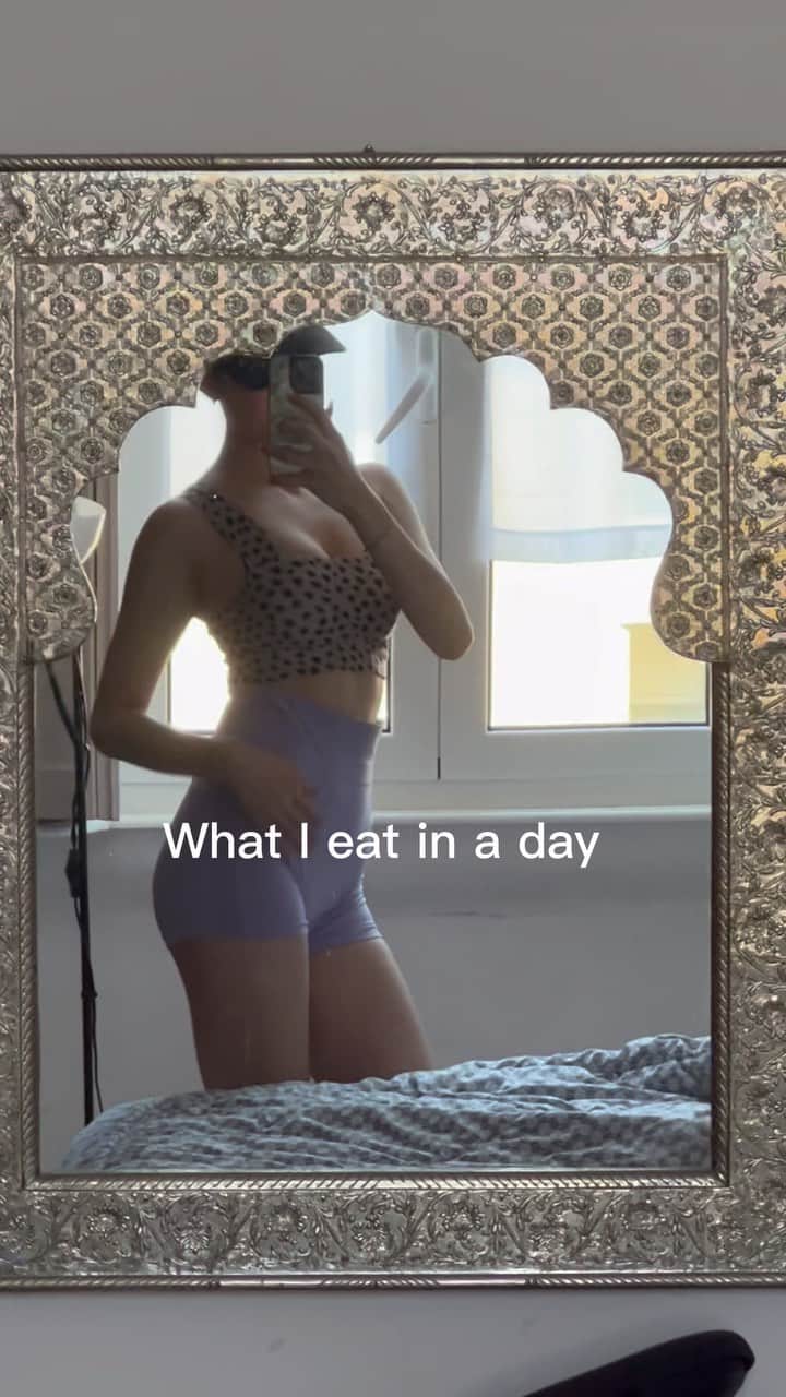 のインスタグラム：「What I eat in a day in Italy 🇮🇹🍝」