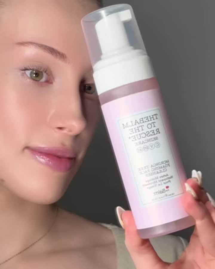 the Balmのインスタグラム：「🩷 50% OFF FLASH SALE! Shop our NEW skincare and all of your favorites 50% off, for a limited time only! You’re not going to want to miss this 🤗  ✈️ FREE shipping on domestic orders $50+ and international orders $150+   #thebalm #thebalmcosmetics #thebalmskin #thebalmskincare #cleanskin #skincare  #beauty #glam #crueltyfreebeauty #beautiful #instagood #springtime #instamakeup #makeupaddict #thebalmflashsale」
