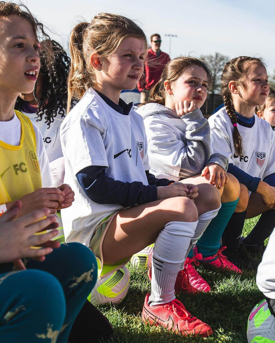 ナイキフットボールさんのインスタグラム写真 - (ナイキフットボールInstagram)「The future of football is in good hands.  With the @USWNT in town, we hosted camps in Austin and St. Louis to help local kids work on their game.   Along with sharpening their skills, these young ballers got to see legends first hand as the USWNT prepared to defend their title on the biggest stage.   Legacy Forever. #nikefc」4月19日 2時00分 - nikefootball