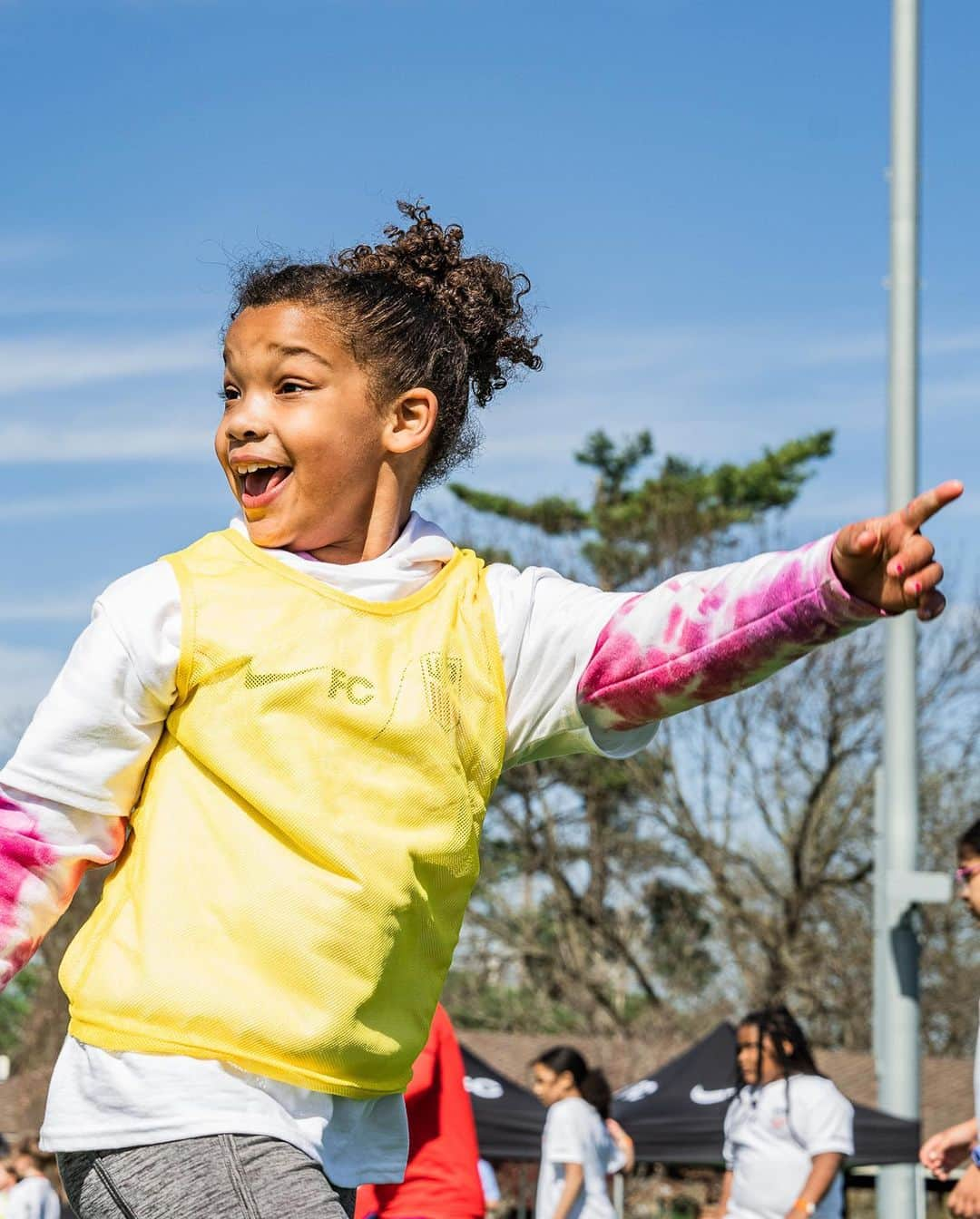 ナイキフットボールさんのインスタグラム写真 - (ナイキフットボールInstagram)「The future of football is in good hands.  With the @USWNT in town, we hosted camps in Austin and St. Louis to help local kids work on their game.   Along with sharpening their skills, these young ballers got to see legends first hand as the USWNT prepared to defend their title on the biggest stage.   Legacy Forever. #nikefc」4月19日 2時00分 - nikefootball