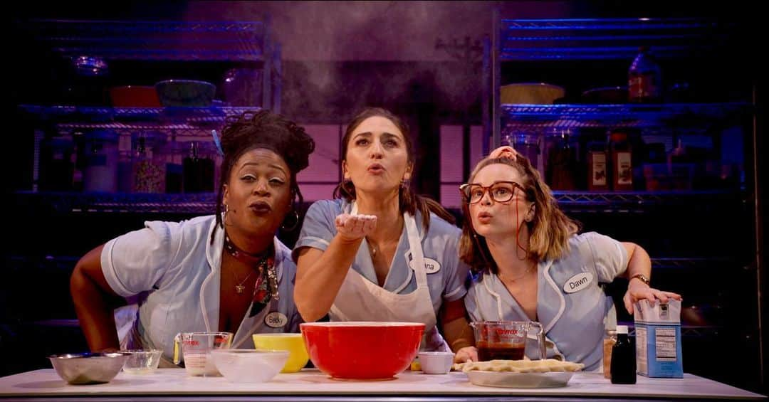 サラ・バレリスさんのインスタグラム写真 - (サラ・バレリスInstagram)「IT IS A THRILLING DAY! We are so honored to be an official selection of @tribecafilmfestival to share the WORLD PREMIERE of the @waitressmusical FILM! It was a labor of deep love- and I cannot wait to share this with the world!  ❤️❤️❤️❤️❤️❤️❤️❤️  #Tribeca2023 takes place June 7-18, 2023 in NYC. Single tickets go on sale May 2 at https://tribecafilm.com/festival」4月19日 2時20分 - sarabareilles