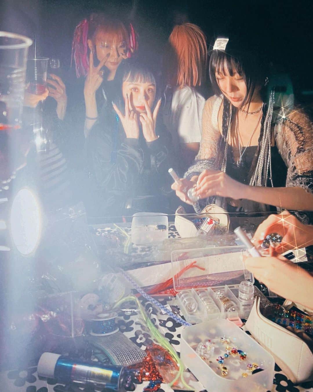 si ouxさんのインスタグラム写真 - (si ouxInstagram)「DJたのしかったし最高パーティーでした🔊 Thank you! @galversenft × @lensprotocol.eth PARTY🌠 #新星ギャルバース」4月19日 2時27分 - si_oux