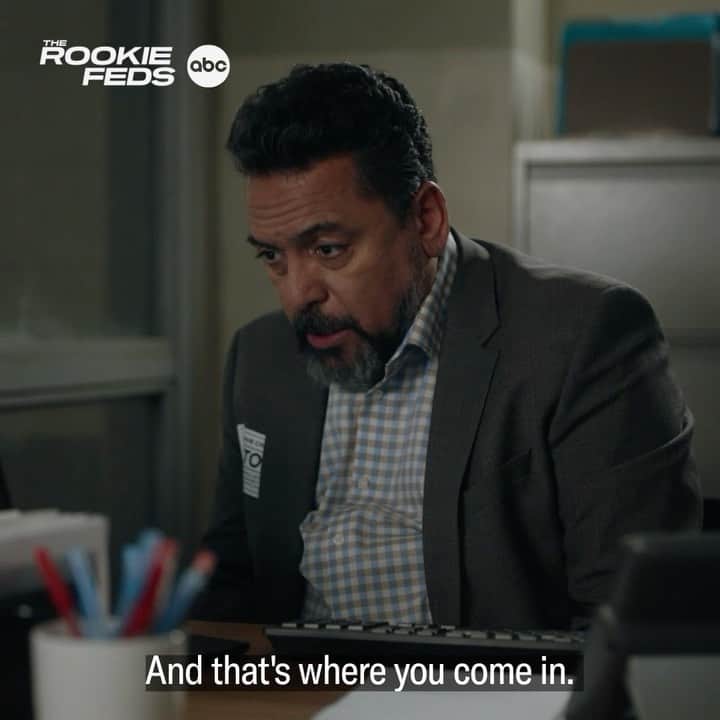 アメリカン・ブロードキャスティング・カンパニーのインスタグラム：「Simone is the FBI’s wild card, and so much is on the line TONIGHT on #TheRookieFeds.」