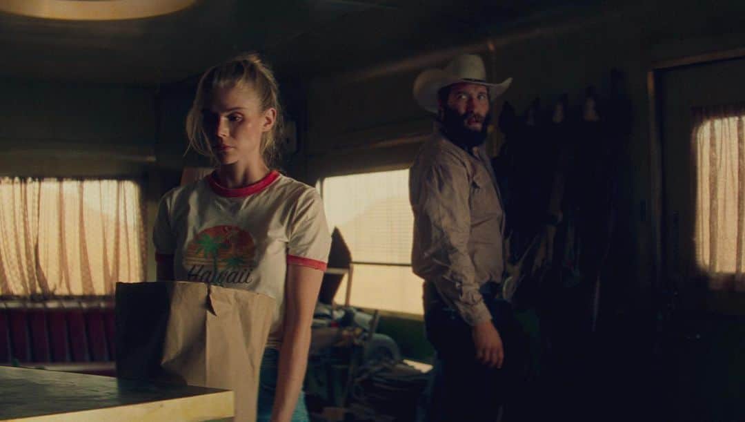 ジェイ・コートニーのインスタグラム：「🌵CATCHING DUST🌵our dusty lil love story is an official selection for #Tribeca2023 !! So proud of this film and the sorcery behind it, spun by the incomparable Stuart Gatt. Catch it at @tribeca June 7-18 in NYC x」