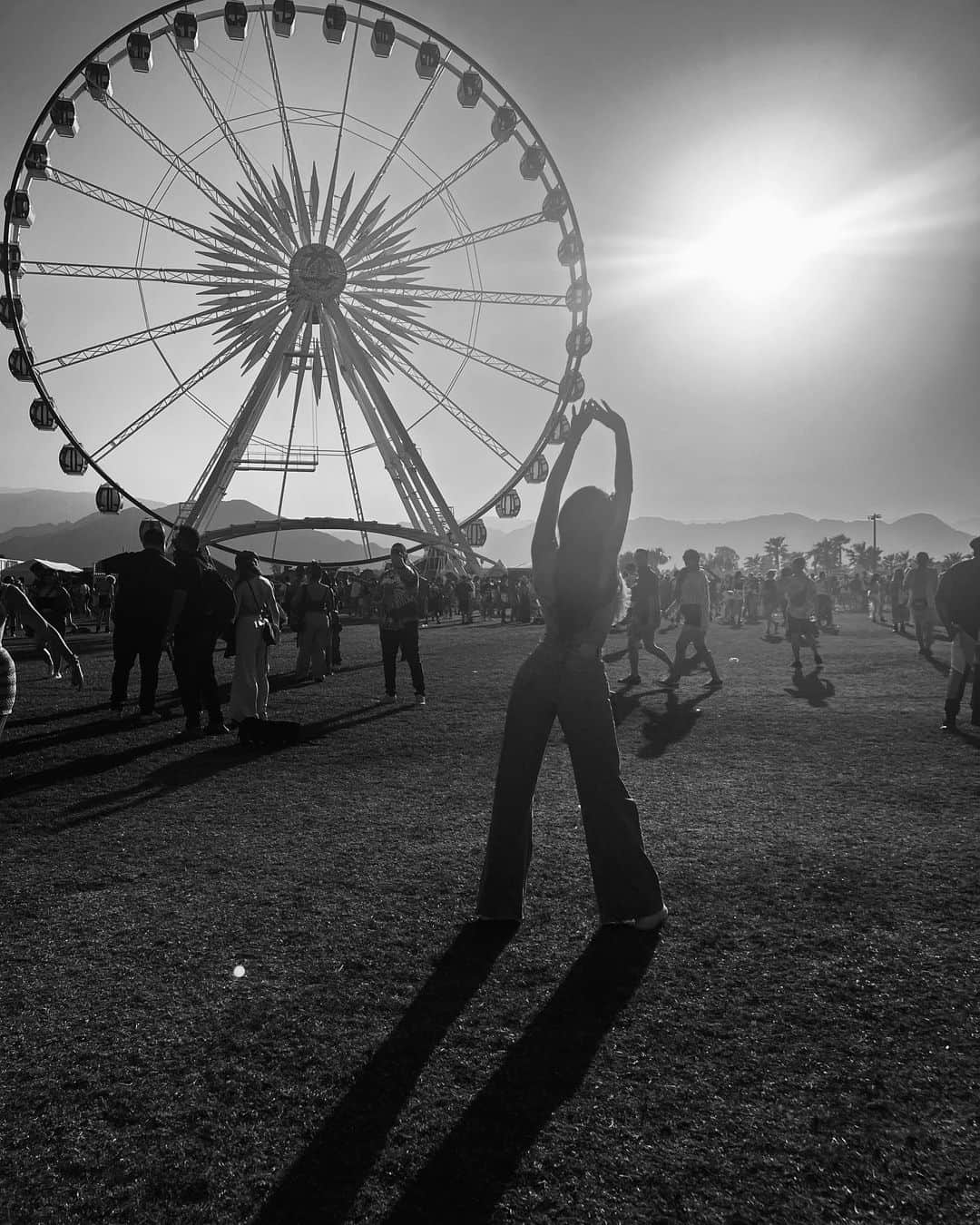 ヨランテ・ヴァン・カスベルヘンさんのインスタグラム写真 - (ヨランテ・ヴァン・カスベルヘンInstagram)「My first Coachella weekend! 💓💓💓💓💓💓💓💓💓💓💓💓💓💓 #Day1」4月18日 18時24分 - yolanthecabau