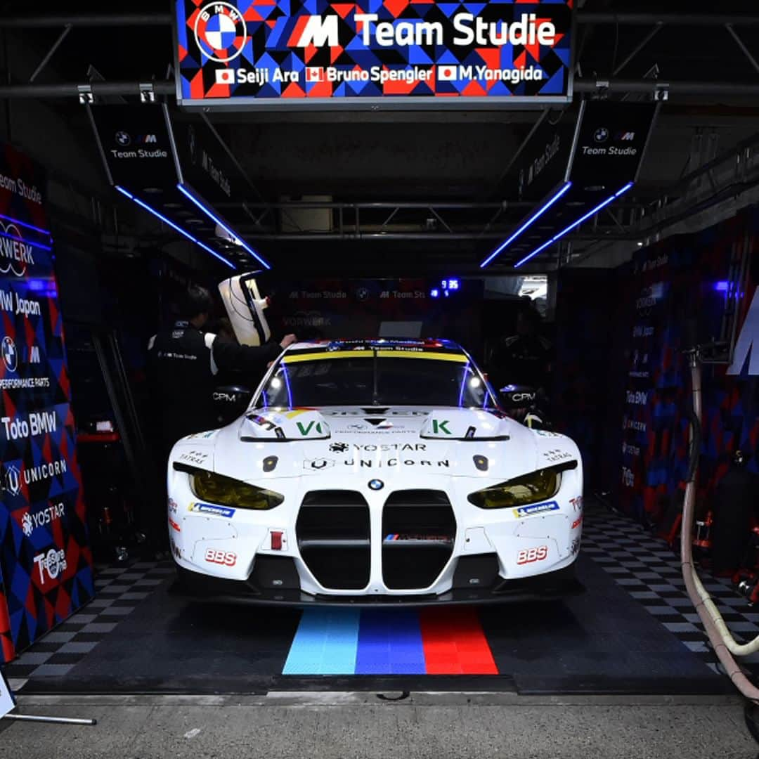 BMW Japanさんのインスタグラム写真 - (BMW JapanInstagram)「AUTOBACS SUPER GT 2023 SERIES Round1 OKAYAMA GT 300km RACE 2023/4/15-16  2023年4月15日、SUPER GT 2023 SERIESがついに開幕。  エースドライバー荒聖治選手のパートナーは3月に開催された公式テストで初走行にもかかわらず安定した走行を見せたBruno Spengler選手。Studie BMW M4の2年目のシーズンに期待が高まります。 雨量が増える中の開催となった公式練習は荒選手からスタート。  公式練習の気になる結果は @bmwjapan アカウントトップのURLからチェック。  #BMW #BMWjapan #駆けぬける歓び #BMWM #SuperGT #TeamStudie #BMWTeamStudie #BMWmotorsport #SupergGTcameraclub  #BMWM4GT3 #荒聖治 #柳田真孝 #brunospengler  #岡山国際サーキット #岡山国際」4月18日 19時00分 - bmwjapan