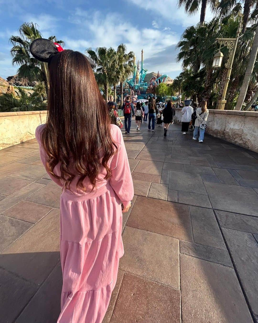 阿野春菜のインスタグラム：「シー行ったノ🌏🐭🩷 #disneysea #ディズニー」