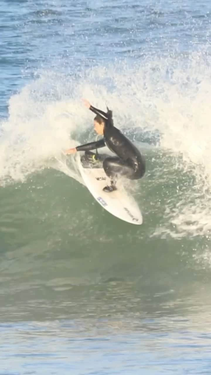 都築有夢路のインスタグラム：「One wave from few days ago 🏋🏽」