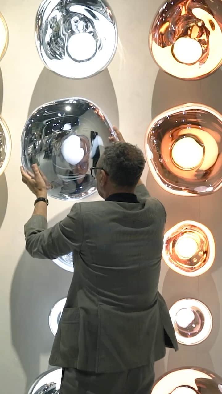 トム ディクソンのインスタグラム：「We are so excited to be exhibiting at #EUROLUCE today. Come and see us at HALL 13 STAND 102   New collections showing for the first time at Euroluce will include new PUFF pendants and chandeliers, PORTABLES lights inspired by the iconic MELT, BELL and STONE designs and CONE, along with best- selling upholstery pieces FAT and WINGBACK, now available in hundreds of colours and textiles. #tomdixonCHOICE #salone23 #salone2022 #amorimcorkcomposites #cork #sustainability #TomDixonCHOICE⁠ #SaloneDelMobile2023⁠ ⁠ @isaloniofficial⁠ @playtype⁠ @designresearchstudio⁠ @universalrobots  @tableau_cph  @jotunlady @kvadrattextiles」